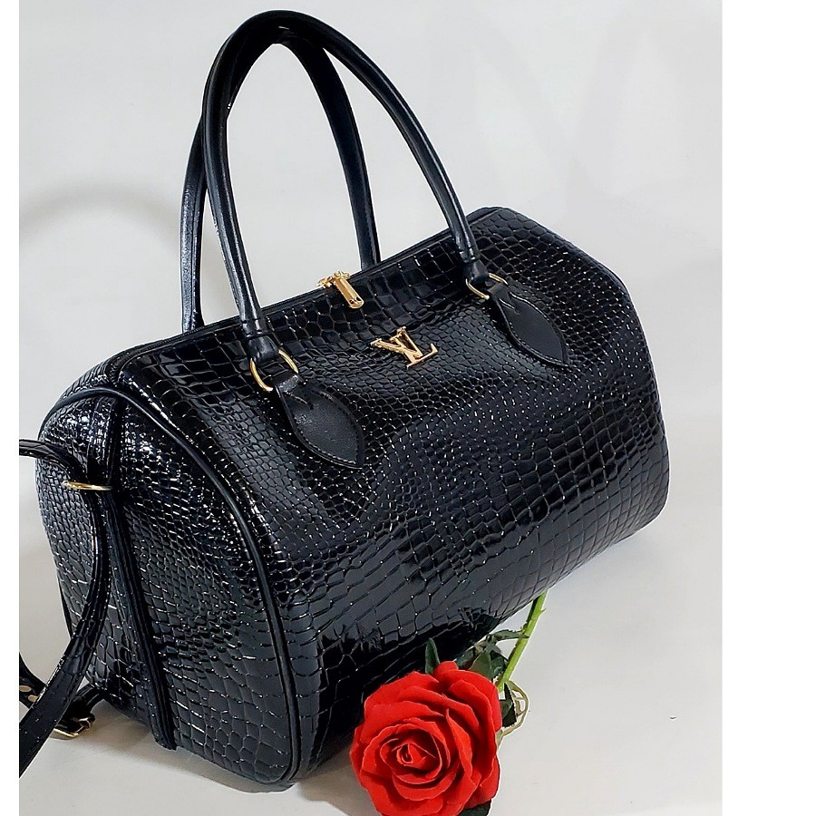 حقيبة سفر حجم وسط جلد التمساح